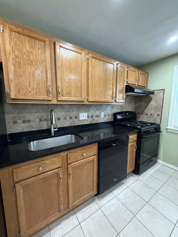 Property Photo:  270 Main St 26  MA 01864 
