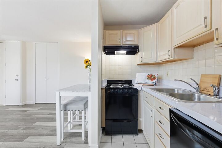 Property Photo: 125 Trapelo Road 21 MA 02478