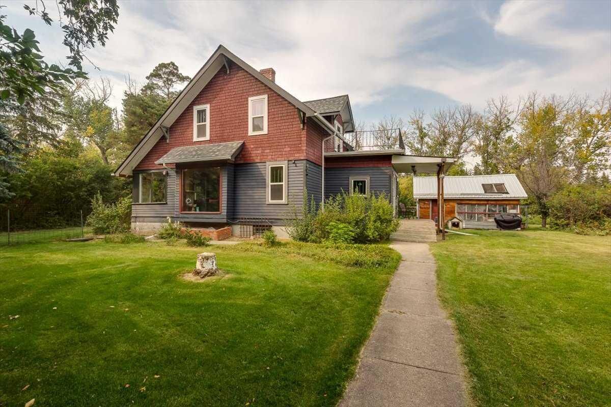 Property Photo:  37119 Range Road 281  AB T4E 1X4 