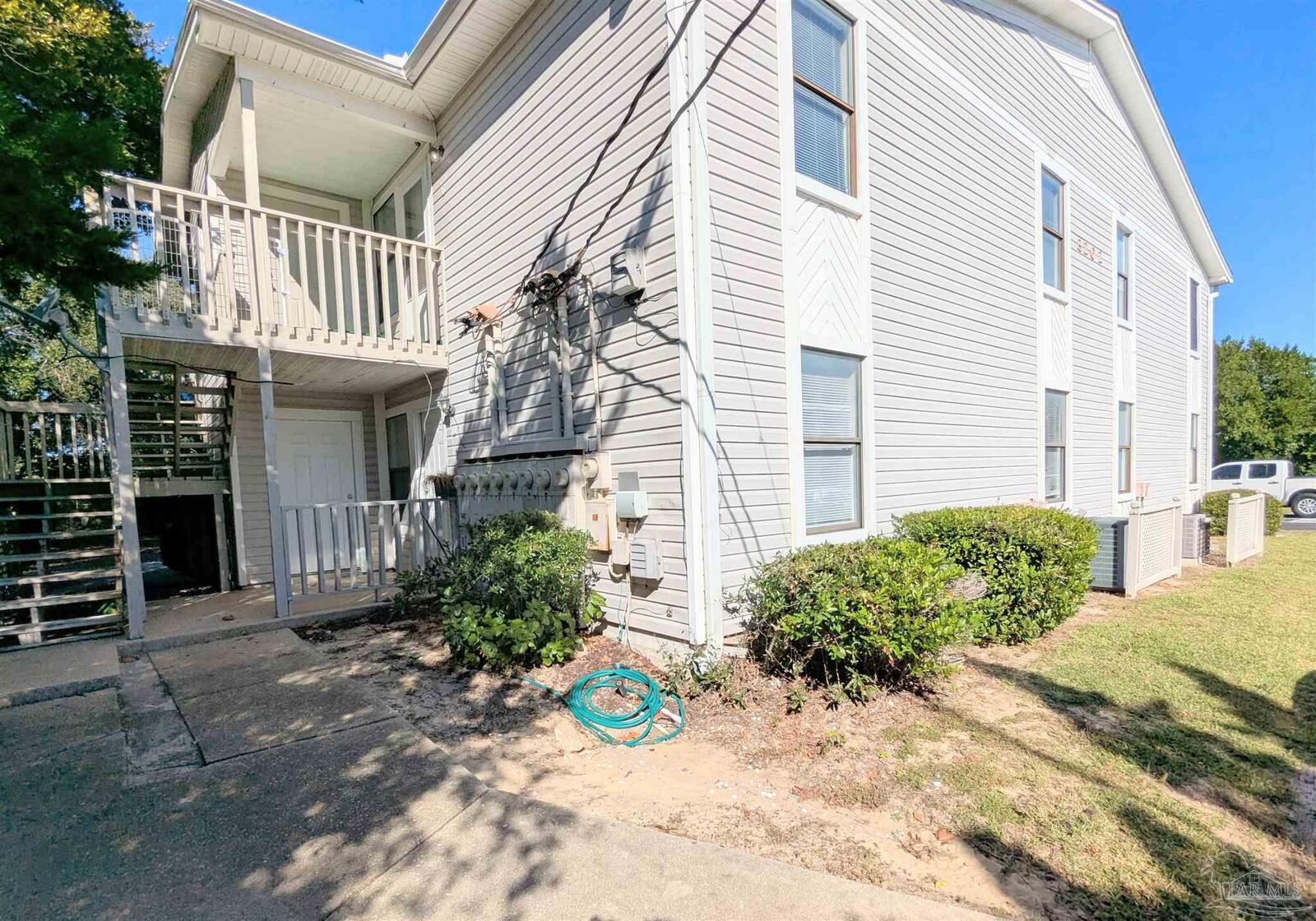 Property Photo: 3202 Redwood Ln D FL 32563