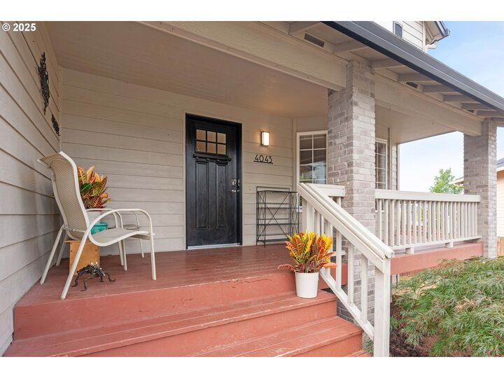 Property Photo: 4043 SE Harmony Pl WA 98607