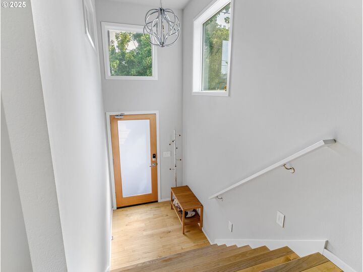 Property Photo:  5241 NE 15th Ave  OR 97211 