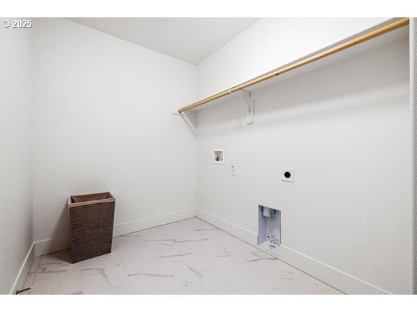 Property Photo: 314 Sage St OR 97818