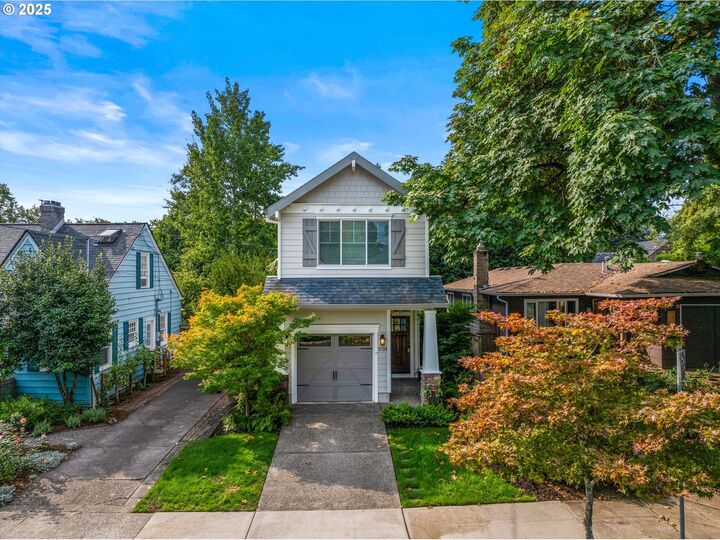 Property Photo: 3724 SE Nehalem St OR 97202