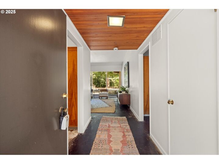 Property Photo:  13309 NW Glenridge Dr  OR 97229 