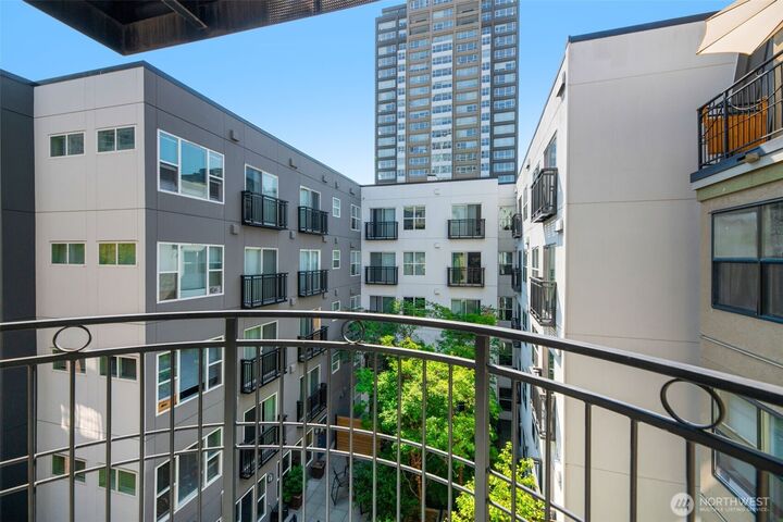 Property Photo: 425 Vine Street 623 WA 98121