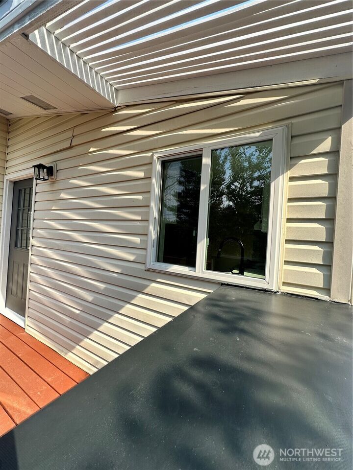 Property Photo: 375 Union Avenue SE 61 WA 98059