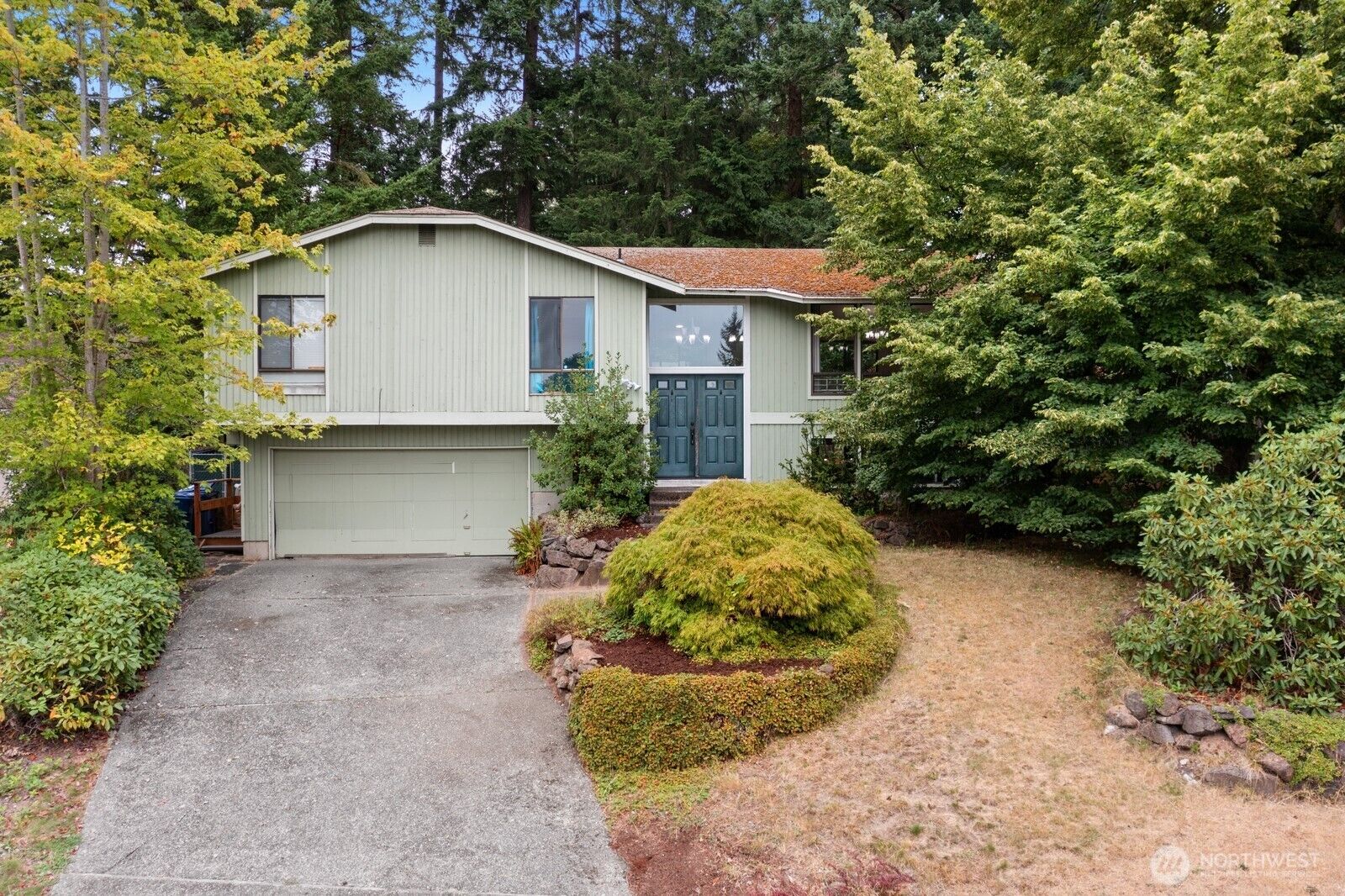 Property Photo: 30904 5th Place S WA 98003