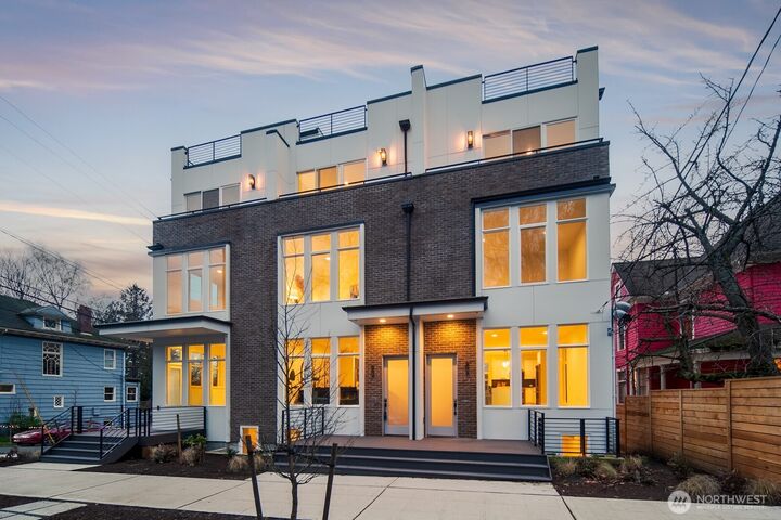 501  11th Avenue E  Seattle WA 98102 photo