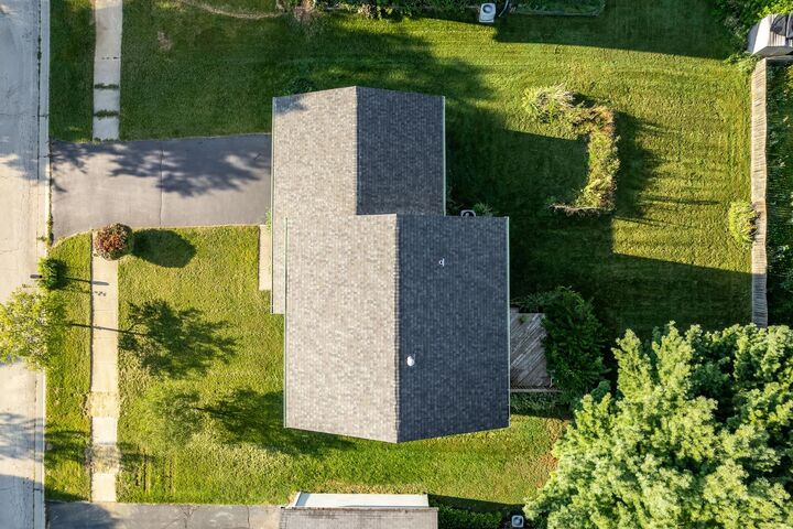 Property Photo: 386 Brett Place IL 61107