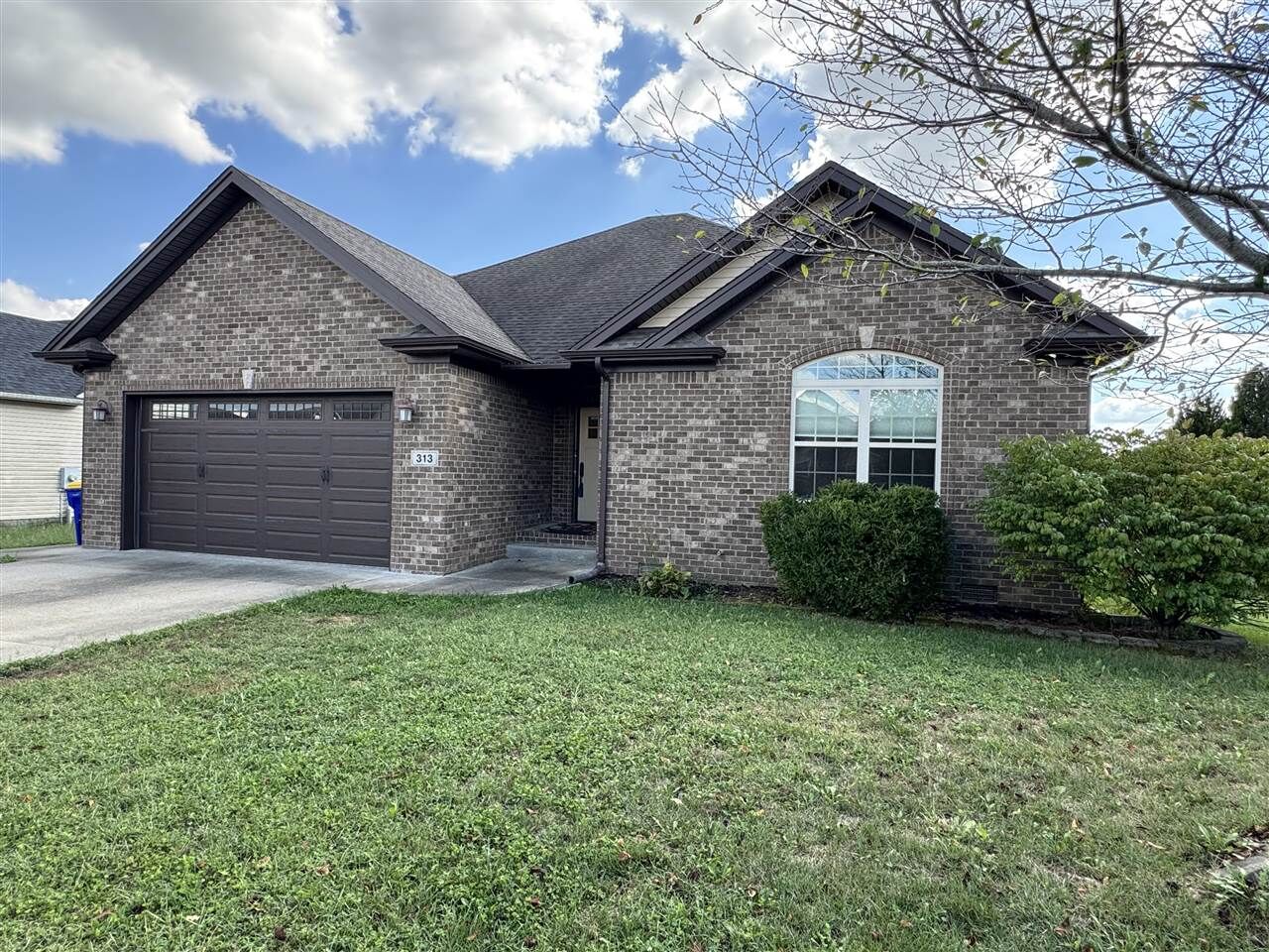 Property Photo:  313 Maple Ridge Street  KY 42101 