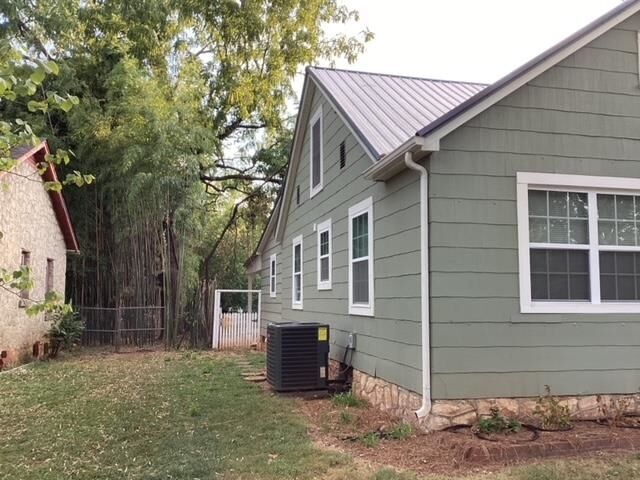 Property Photo:  407 W 12th Avenue  KY 42101 