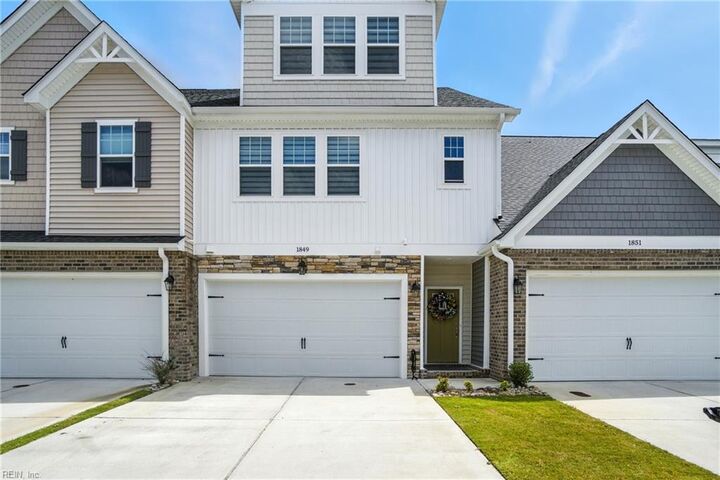 1849 Honey Milk Rd  Chesapeake VA 23323 photo