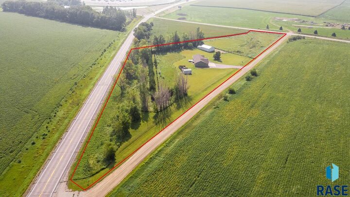 Property Photo:  26788 485th Ave  SD 57068 