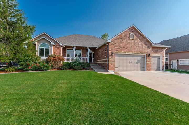 Property Photo: 1608 Gleneagles Ct KS 67002