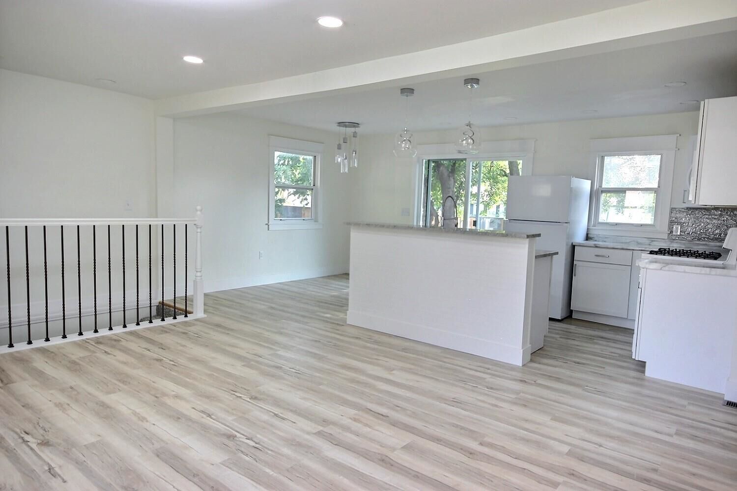 Property Photo: 4616 S Vine Ave KS 67217