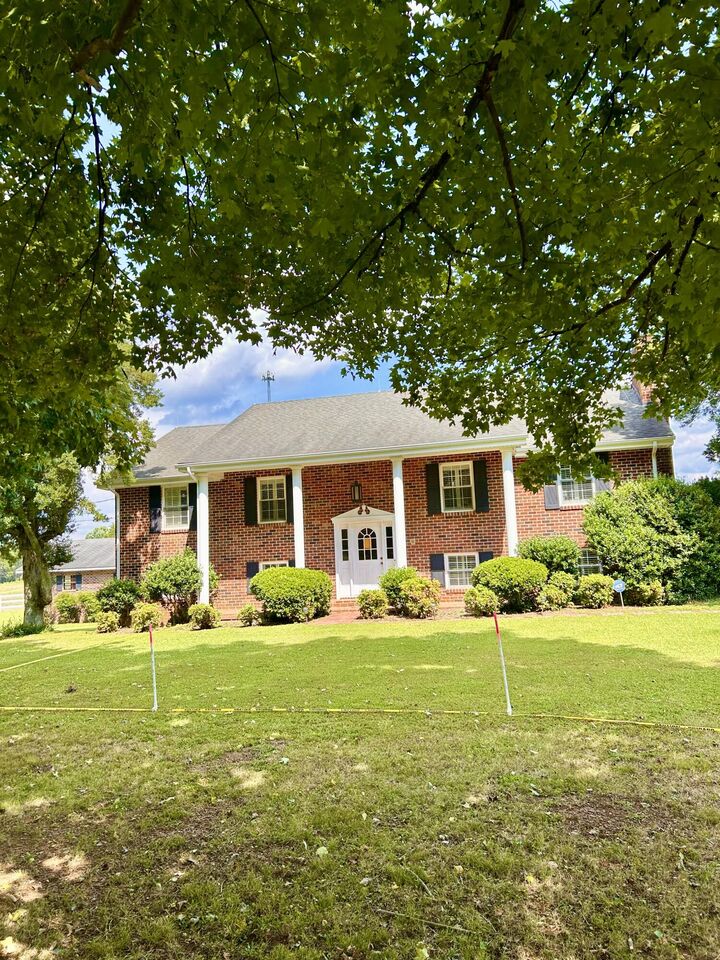 Property Photo:  504 N Niota Street  TN 37329 