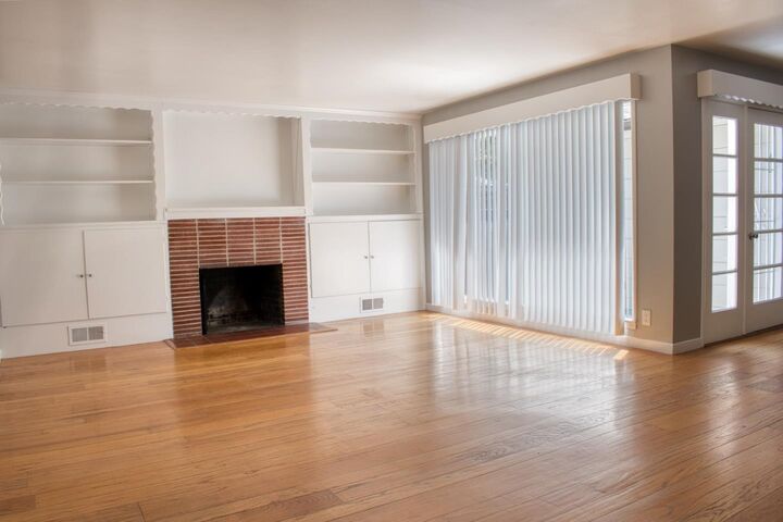 Property Photo: 640 Circle Drive CA 94303