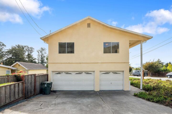 Property Photo:  422 Santa Maria Avenue  CA 94018 