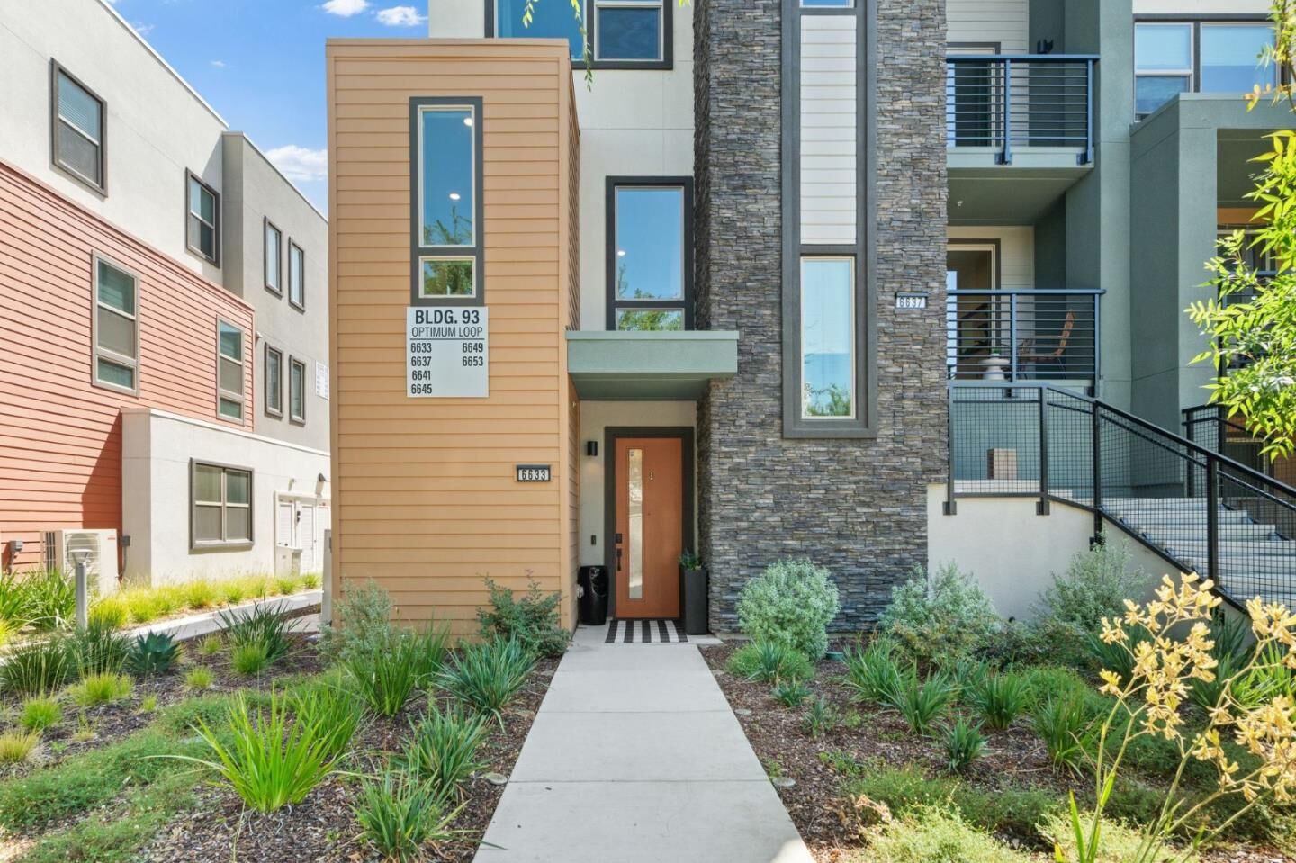 Property Photo: 6633 Optimum Loop CA 95119