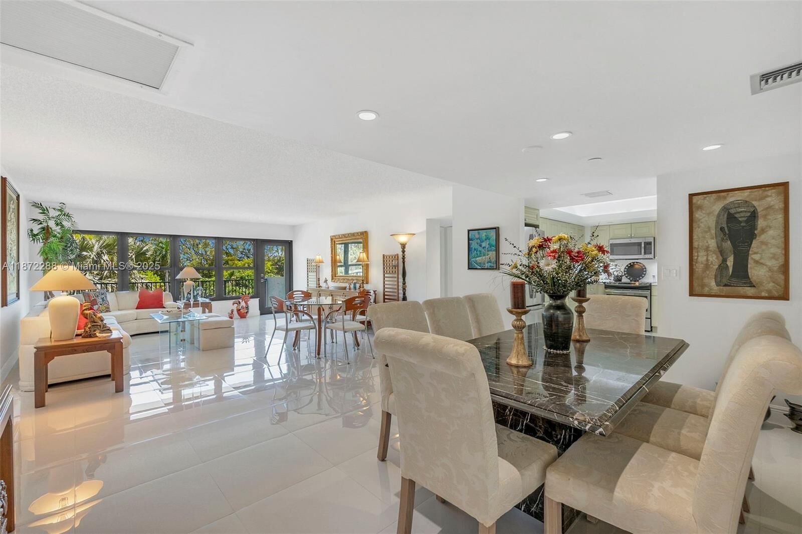 Property Photo: 3200 Port Royale Dr N 311 FL 33308