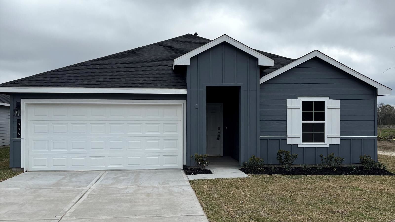 Property Photo:  555 Hunter Grove  TX 77613 