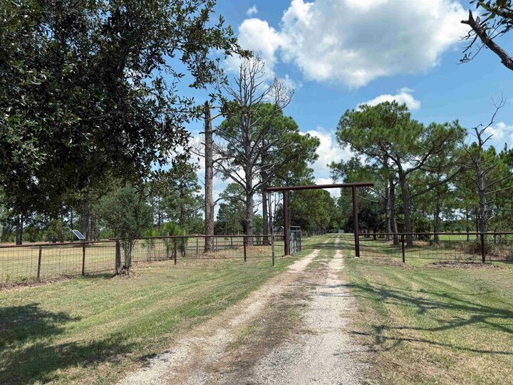 2625 S Pine Island  Beaumont TX 77713 photo
