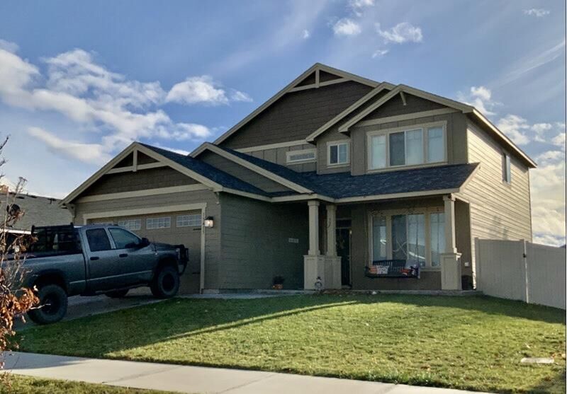 Property Photo: 13415 W Whitetip Ave WA 99001