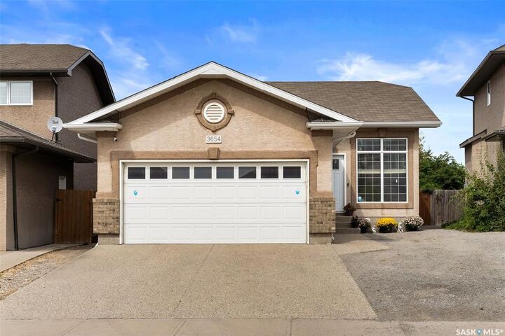 3654 E Cormorant Drive  Regina SK S4N 7G3 photo