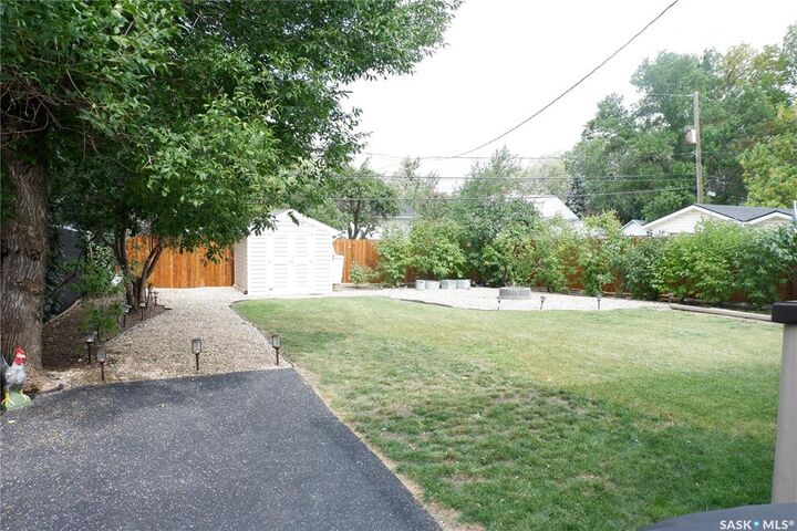 Property Photo:  509 4th Avenue E  SK S0H 0B0 