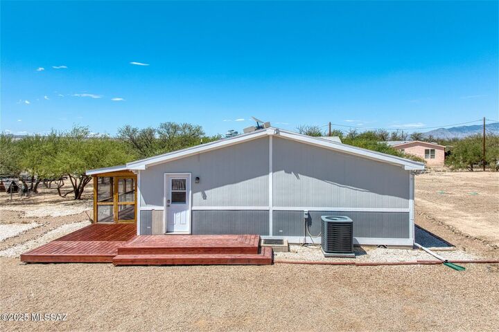 Property Photo: 1321 E Morris Lane AZ 85602