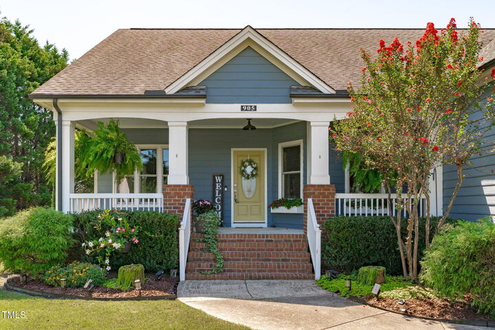 Property Photo:  905 Nakina Drive  NC 27526 