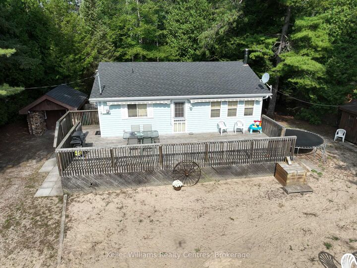 Property Photo: 226 Ogimah Road ON N0H 2T0
