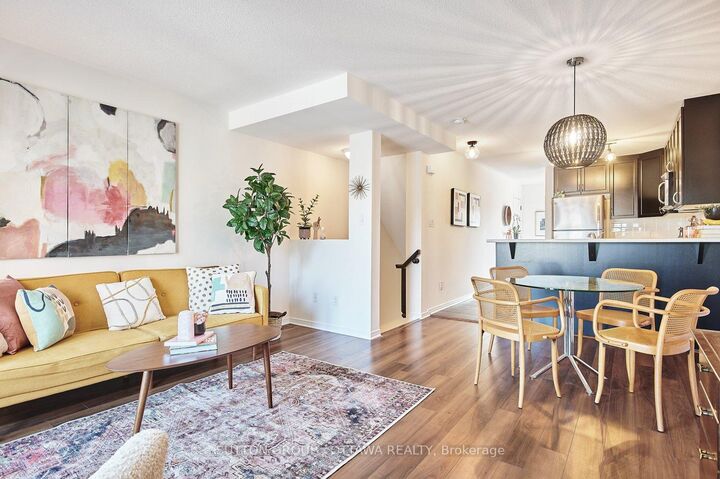 Property Photo:  2625 Longfields Drive  ON K2J 1S3 