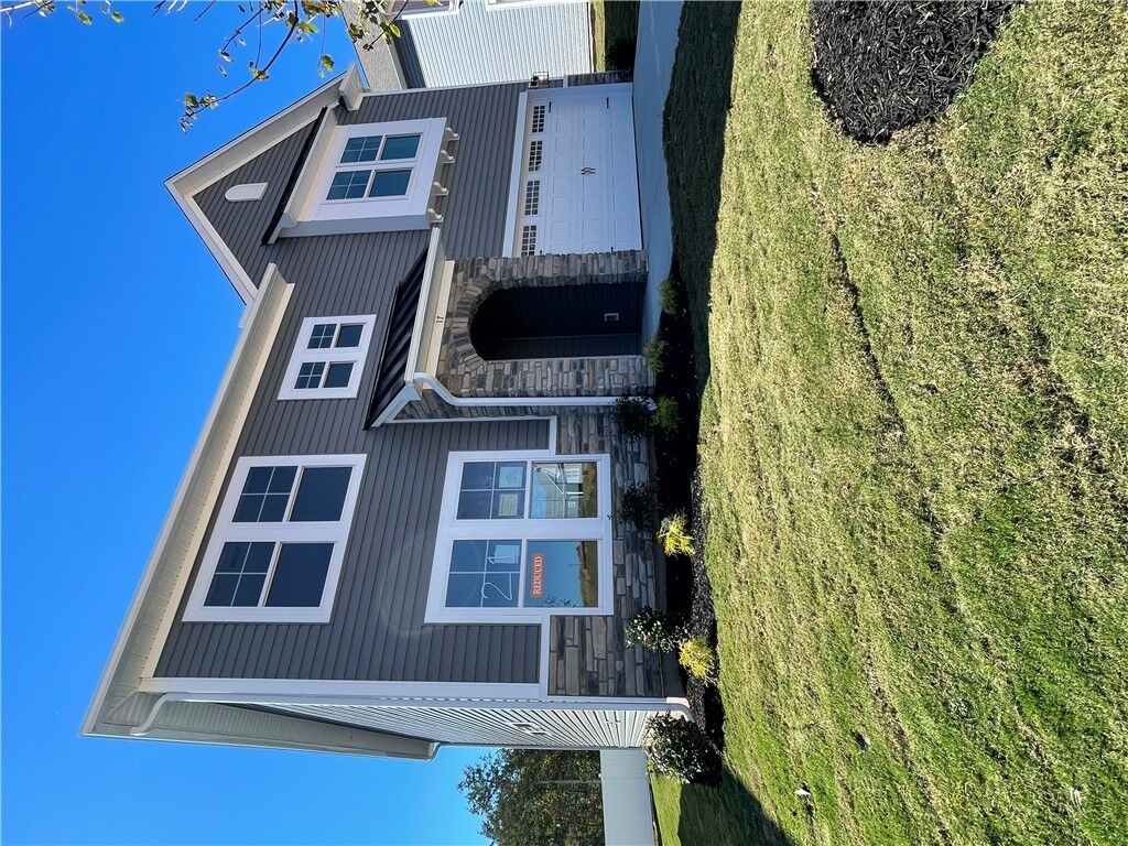 Property Photo: 17 Sweetgrass Street SC 29630