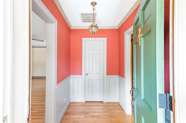 Property Photo: 9 Pendleton Street VA 23606