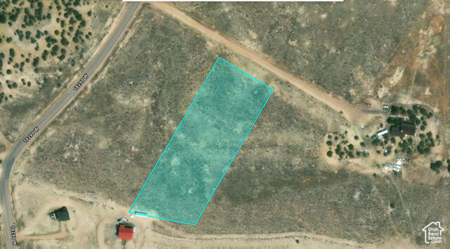 Property Photo: 18621 W Mountain View E 28 UT 84021