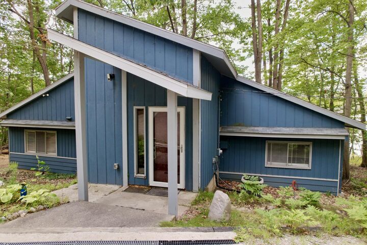 Property Photo: 5408 E Martin Lake Drive MI 49735