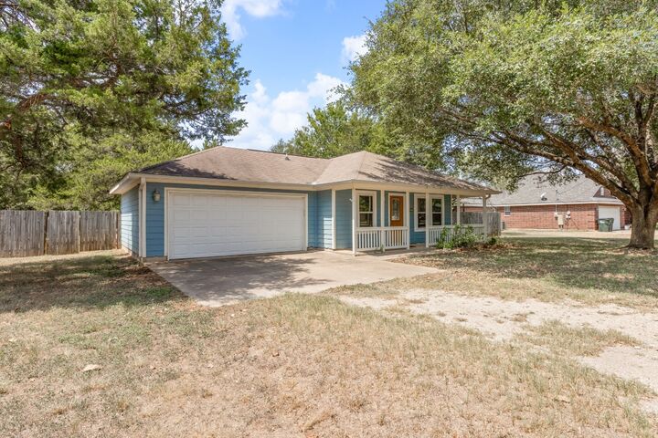 Property Photo: 135 Kaeleku Lane TX 78602