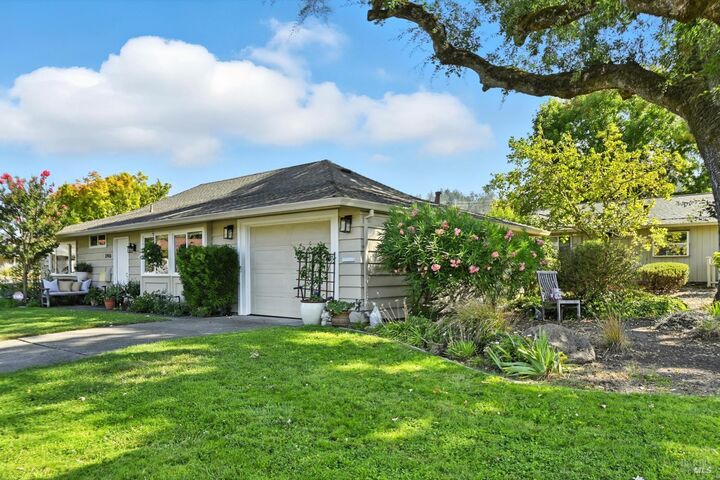 Property Photo:  346 Green Field Circle  CA 95409 