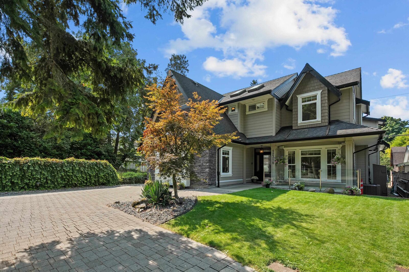 Property Photo:  12318 Sullivan Street  BC V4A 3B8 