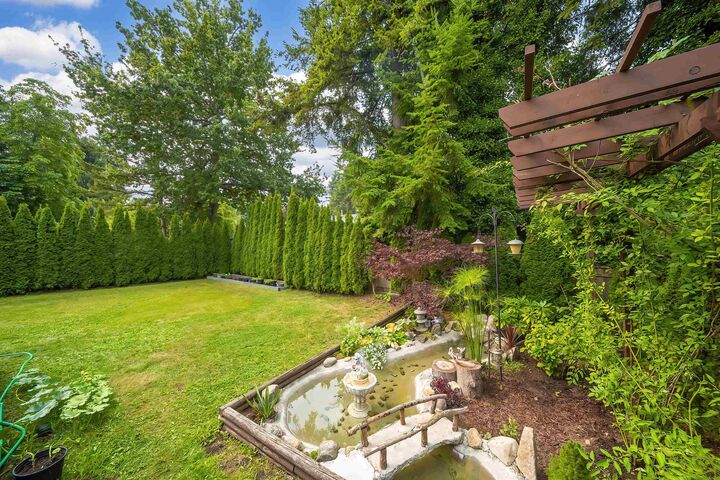 Photo de la propriété: 2325 153 Street BC V4A 4R3