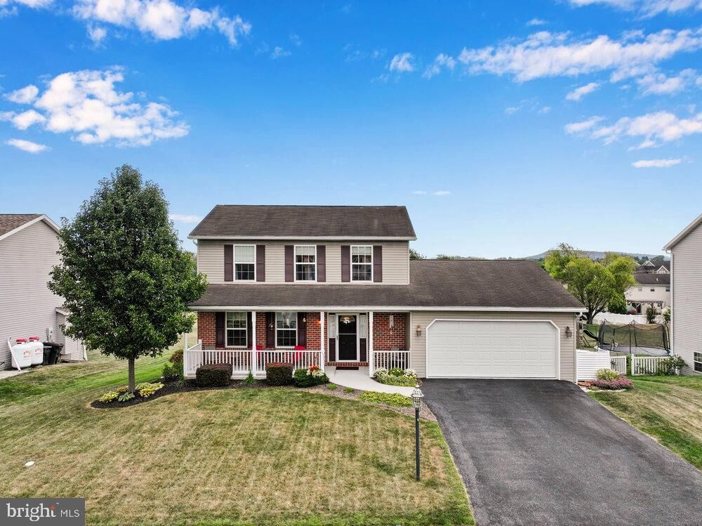 Property Photo: 151 Martel Circle PA 17019