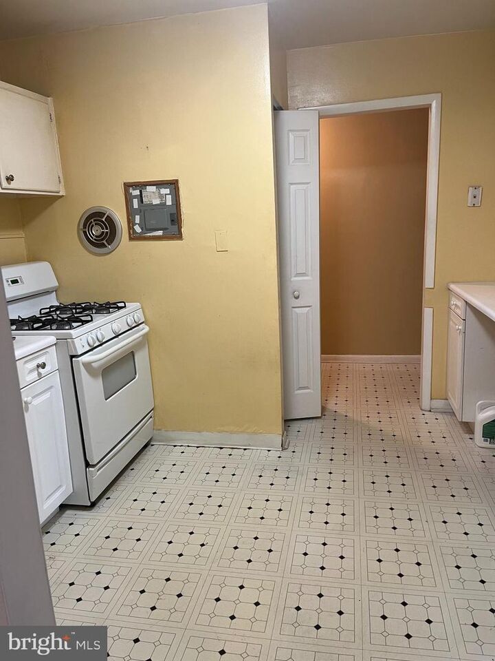 Property Photo:  3801 Saint Barnabas Road T - 102  MD 20746 