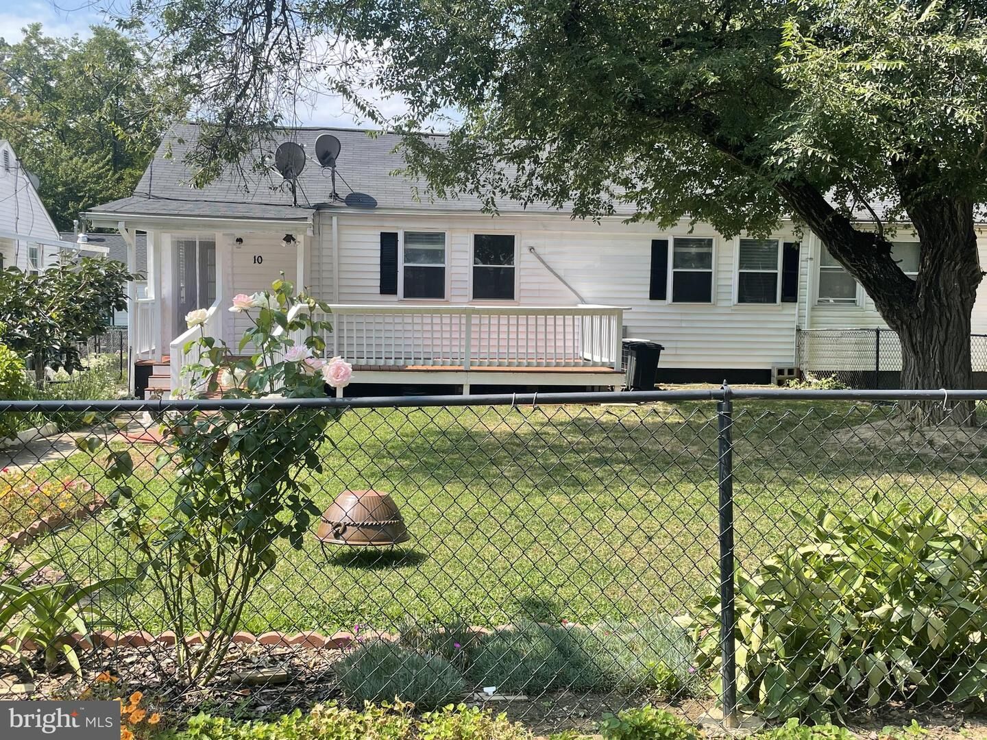 Property Photo:  10 Highland Place  MD 20640 
