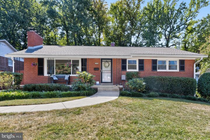 9308 Saint Andrews Place  College Park MD 20740 photo