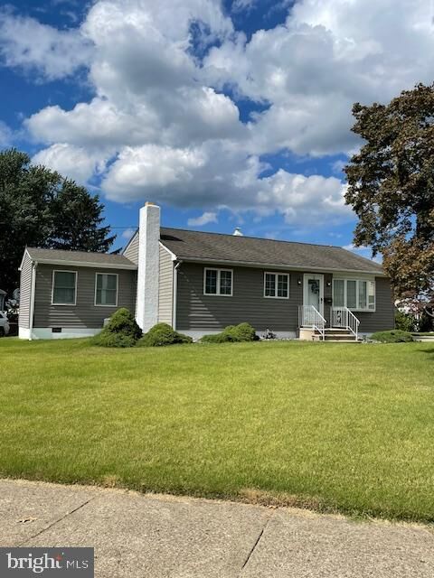 Property Photo: 9 Charles Bossert Drive NJ 08505