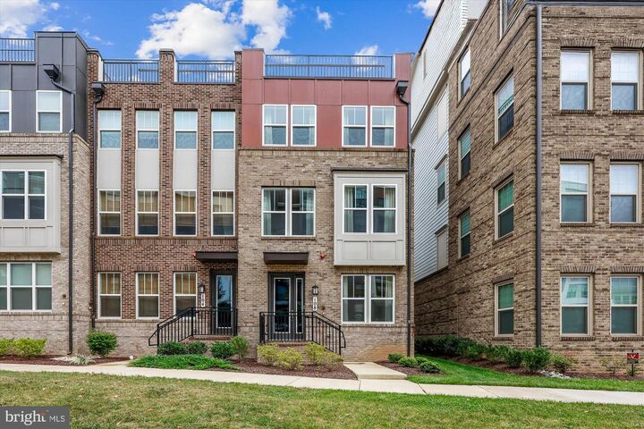 Property Photo:  108 Salinger Drive  MD 20878 