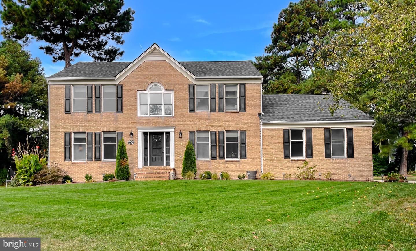 Property Photo: 21745 Pinehurst Court MD 20650