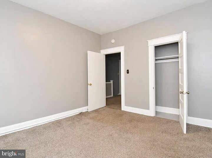 Property Photo:  5 S Wickham Road 2  MD 21229 